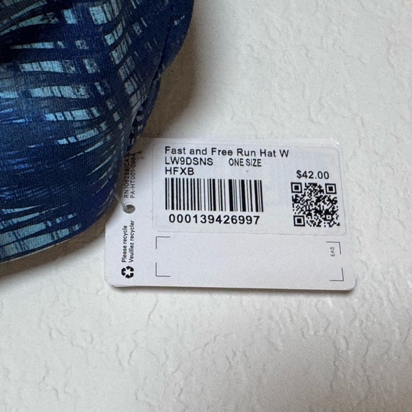 Lululemon Fast and Free Run Hat- O/S - Picture 12 of 16